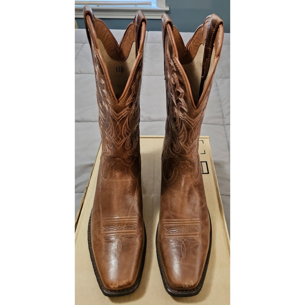Ariat® (Women's 11 B) Round Up™ Performance Western Boots in Russet - $200 - Picture 4 of 12